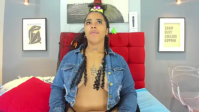 AichaBrown online show from November 1, 2025, 4:25 am