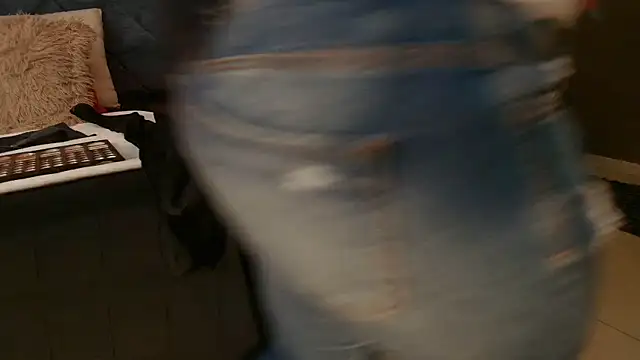 Janna Rousse  online show from February 12, 2025, 11:51 am