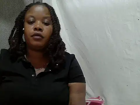 Snapshot of big-clts chatting on February 12, 2026, 12:33 pm big-clts online show from February 12, 2026, 12:33 pm