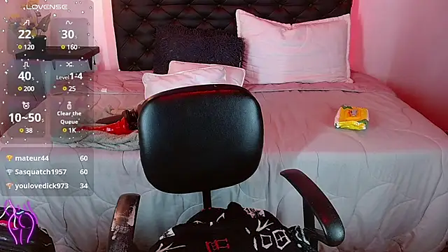 Dominik girl online show from March 8, 2025, 9:28 am