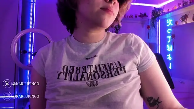 albaismynameX online show from February 11, 2025, 3:08 pm