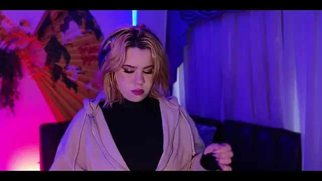 albaismynameX online show from November 10, 2025, 12:15 pm