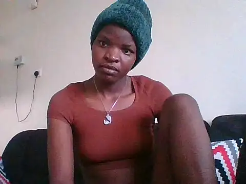 hotgal1112 online show from October 29, 2025, 8:38 am