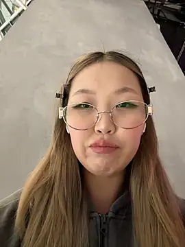 Aiko Yumi online show from October 26, 2025, 6:36 pm