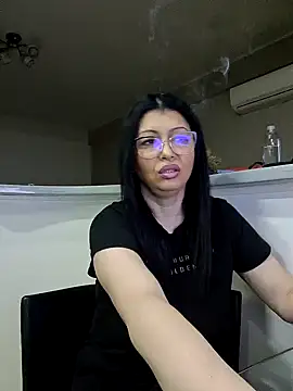 Milf Abigail online show from February 22, 2025, 1:11 am