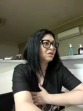 Milf Abigail online show from March 28, 2026, 2:11 am