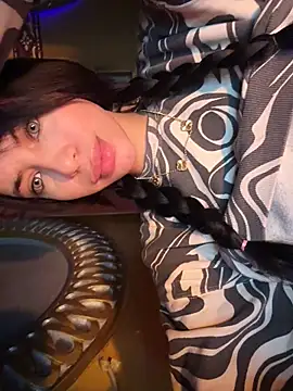 ORLA86 online show from December 22, 2025, 2:25 pm