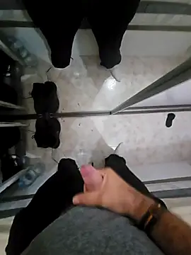 polla calientes47 online show from January 7, 2025, 3:02 pm