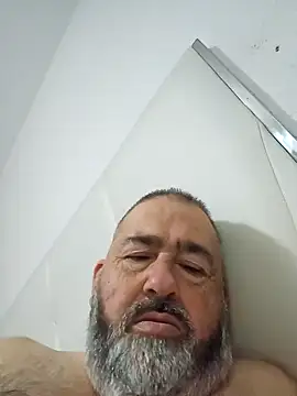 polla calientes47 online show from February 1, 2025, 7:36 am