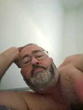 polla calientes47 online show from November 25, 2025, 10:37 am