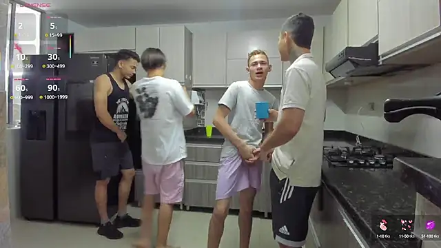 badguyss bisex online show from February 12, 2025, 11:29 am