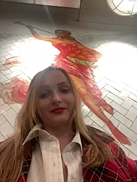 LadyTatiana Madam online show from December 7, 2024, 6:04 pm