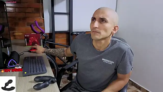 Marck Muscle online show from April 6, 2026, 2:20 am