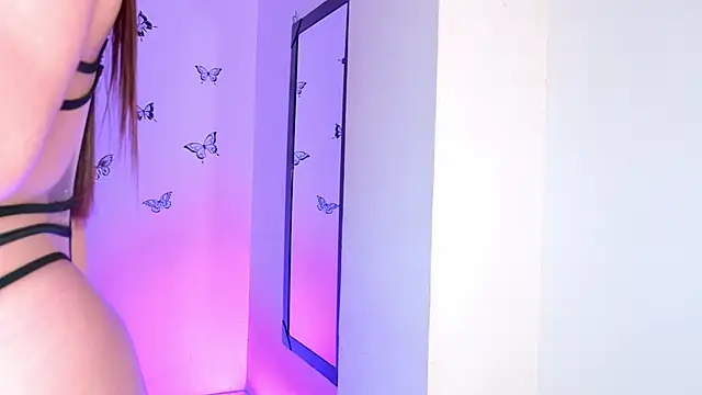 Lilly Peach22 online show from September 20, 2025, 4:24 am