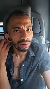 UncutToyBoy23cm online show from March 7, 2025, 3:07 pm