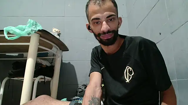 UncutToyBoy23cm online show from February 27, 2026, 6:52 pm