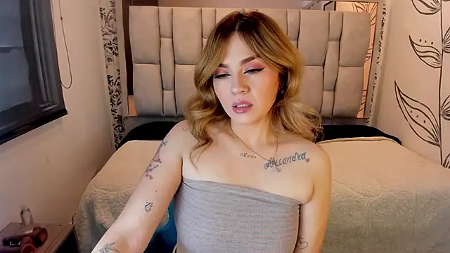 KataHot  online show from January 13, 2026, 8:36 pm