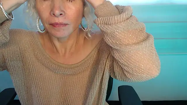 Ingridbergman online show from March 11, 2025, 4:07 pm