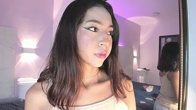 AbrilBrent online show from February 11, 2025, 8:52 pm