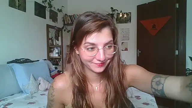 SweetyBabyDemon online show from March 10, 2025, 1:32 pm