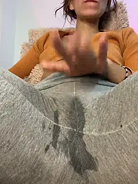 Snapshot of My-Nicky chatting on February 26, 2025, 1:11 am My-Nicky online show from February 26, 2025, 1:11 am