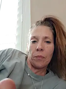 Snapshot of gorgeous11 chatting on February 10, 2025, 3:21 pm gorgeous11 online show from February 10, 2025, 3:21 pm