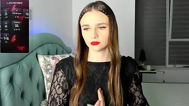 MCfly 11 online show from December 14, 2024, 11:34 pm