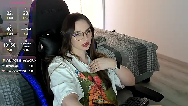 MCfly 11 online show from February 9, 2025, 7:38 am