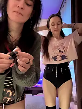 Snapshot of Heart_Ass chatting on January 8, 2026, 7:43 am Heart Ass online show from January 8, 2026, 7:43 am