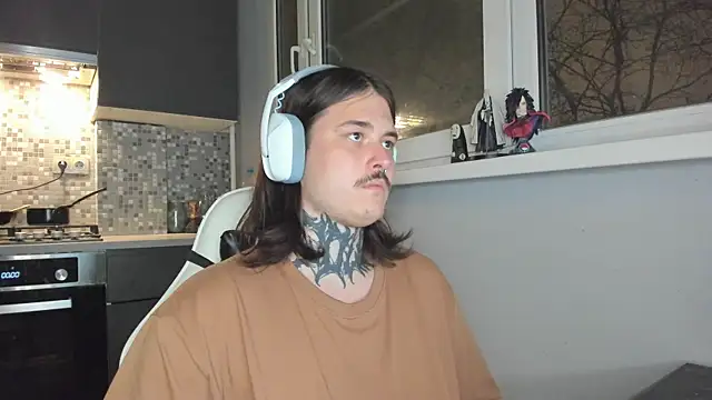  torfin  online show from February 15, 2025, 7:06 pm