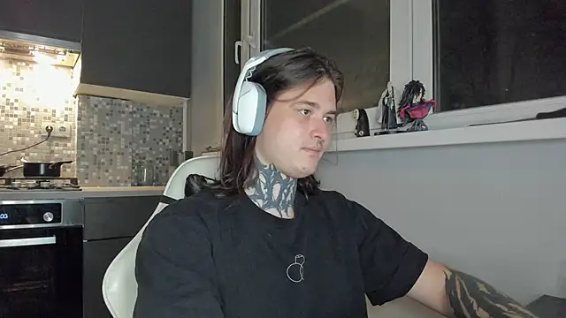  torfin  online show from March 11, 2025, 2:21 am