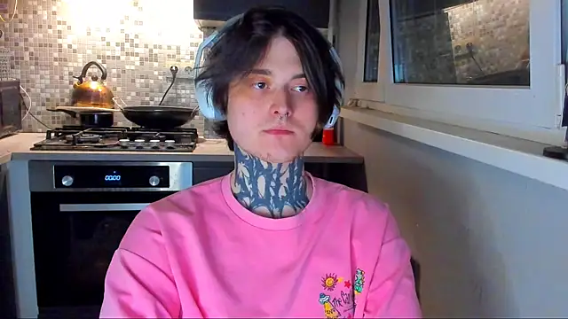  torfin  online show from April 3, 2026, 11:58 pm