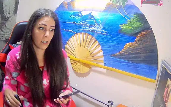 Snapshot of Catbaby32 chatting on October 7, 2025, 8:17 pm Catbaby32 online show from October 7, 2025, 8:17 pm