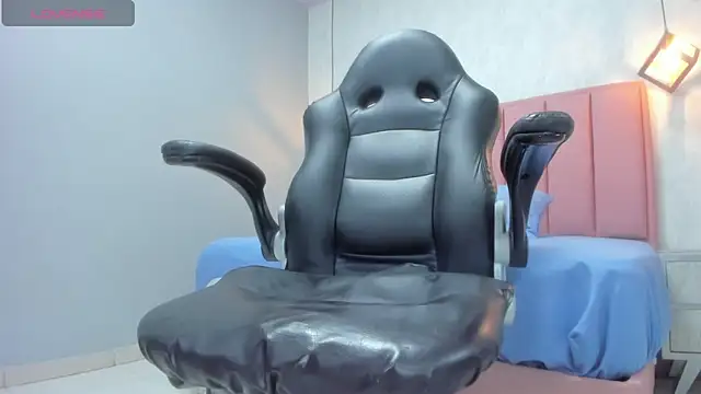 chelsyquinn online show from January 16, 2026, 4:16 am