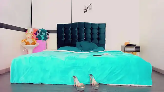  Riannagarcia  online show from March 15, 2025, 8:04 am