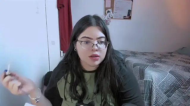 Aria Fullbuster online show from October 16, 2025, 8:32 pm