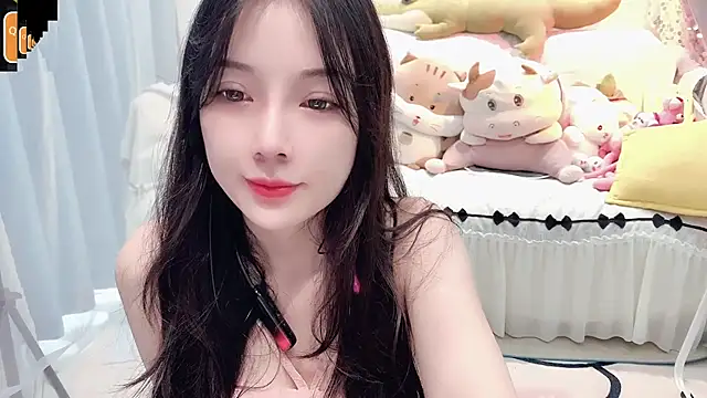 AKiKi711 online show from September 15, 2025, 5:07 am