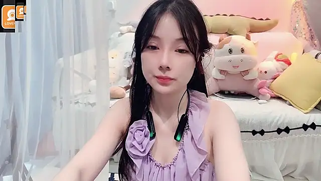 AKiKi711 online show from September 20, 2025, 4:46 am