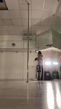 tokioray online show from April 15, 2026, 7:32 pm