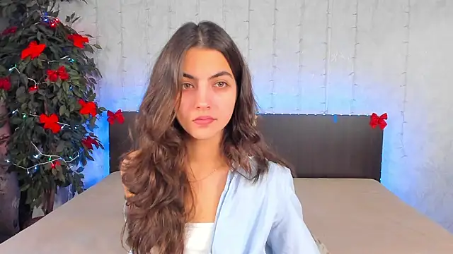 Snapshot of Milana_Crystal_ chatting on December 30, 2024, 8:10 am Milana Crystal online show from December 30, 2024, 8:10 am