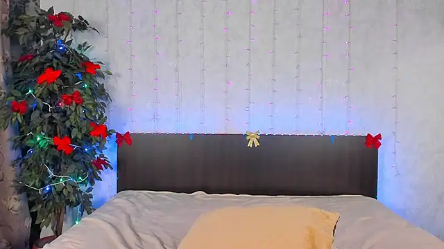 Snapshot of Milana_Crystal_ chatting on December 31, 2024, 11:20 am Milana Crystal online show from December 31, 2024, 11:20 am