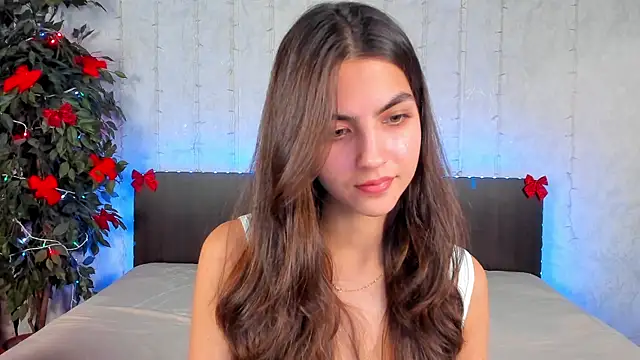 Snapshot of Milana_Crystal_ chatting on January 12, 2025, 4:50 pm Milana Crystal online show from January 12, 2025, 4:50 pm
