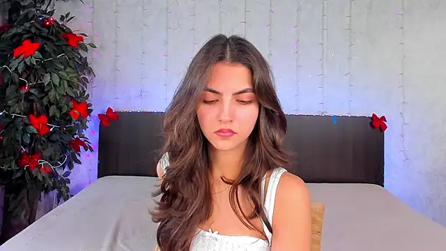 Snapshot of Milana_Crystal_ chatting on January 28, 2025, 11:28 am Milana Crystal online show from January 28, 2025, 11:28 am