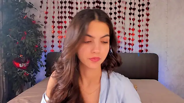 Snapshot of Milana_Crystal_ chatting on February 16, 2025, 11:38 am Milana Crystal online show from February 16, 2025, 11:38 am