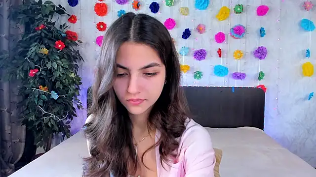 Snapshot of Milana_Crystal_ chatting on March 23, 2025, 8:15 am Milana Crystal online show from March 23, 2025, 8:15 am