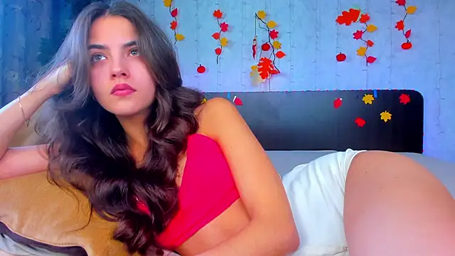 Milana Crystal  online show from October 29, 2025, 8:05 am