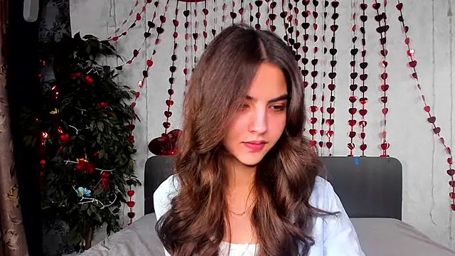 Snapshot of Milana_Crystal_ chatting on February 12, 2026, 8:09 am Milana Crystal online show from February 12, 2026, 8:09 am