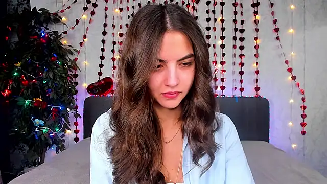 Snapshot of Milana_Crystal_ chatting on February 14, 2026, 8:11 am Milana Crystal online show from February 14, 2026, 8:11 am