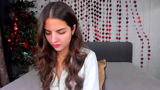 Snapshot of Milana_Crystal_ chatting on February 20, 2026, 8:16 am Milana Crystal online show from February 20, 2026, 8:16 am