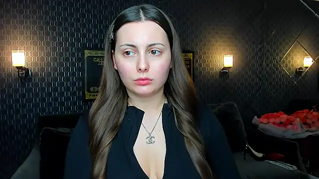 Snapshot of _extraterrestrial_ chatting on October 7, 2025, 5:10 pm extraterrestrial online show from October 7, 2025, 5:10 pm